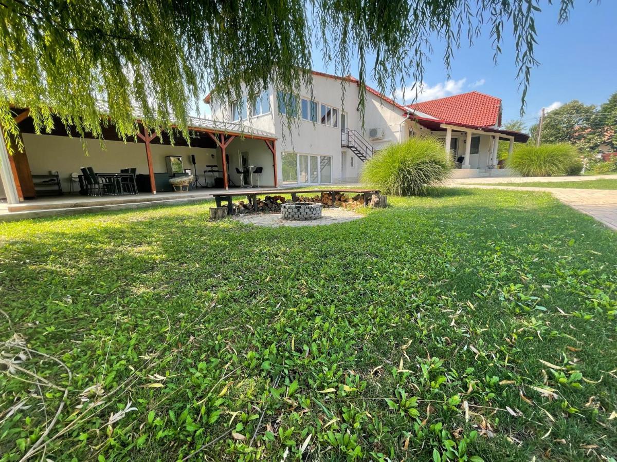 Battonya House公寓 外观 照片