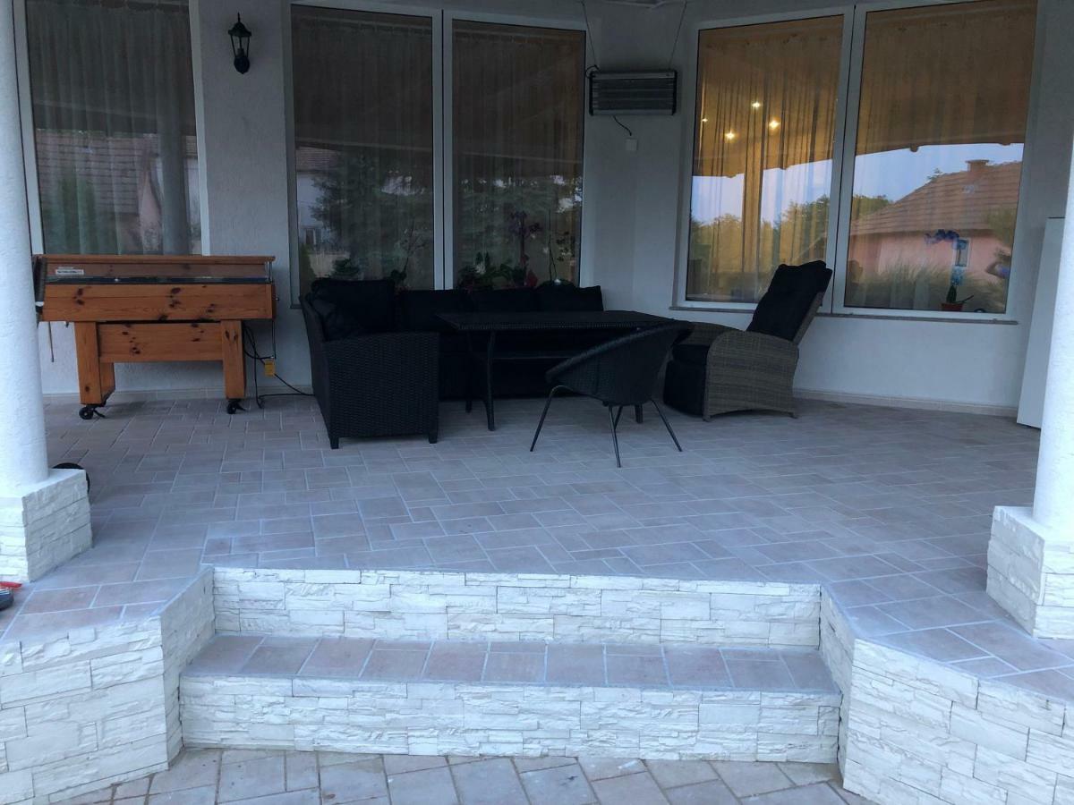 Battonya House公寓 外观 照片